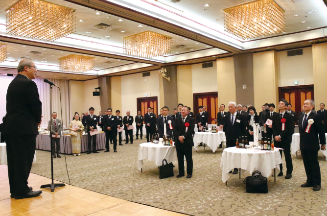 会員同士の交流会の様子