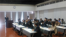 燕市役所にて座学